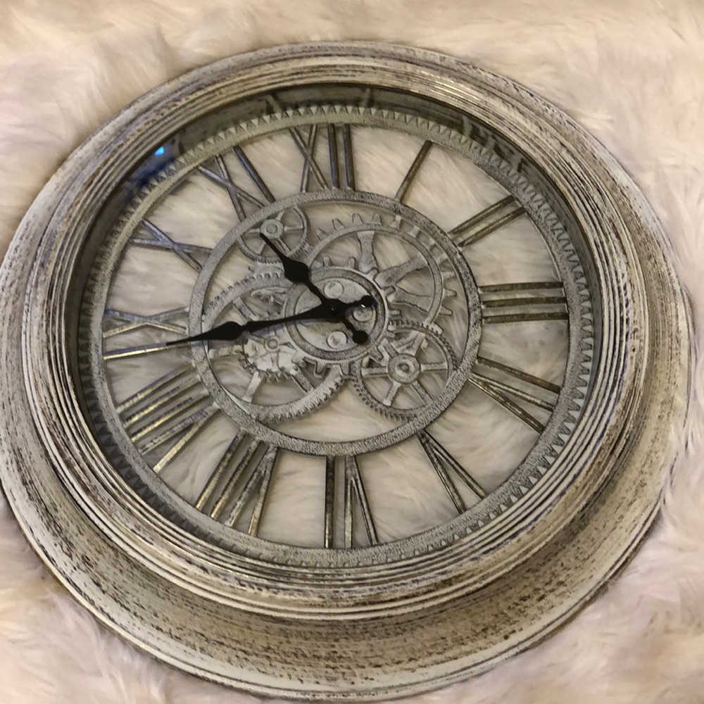 Wall clock